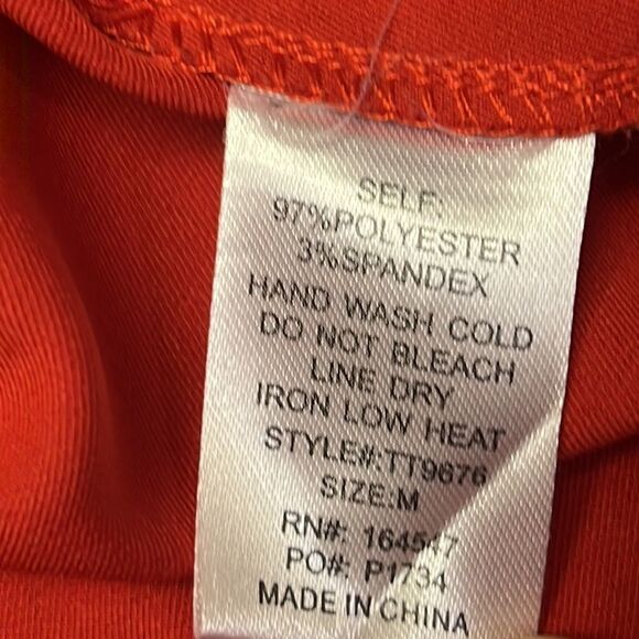 Flawless Red High Low Elbow Sleeve Pullover Blouse with a Curved Hemline- Med - Picture 10 of 10